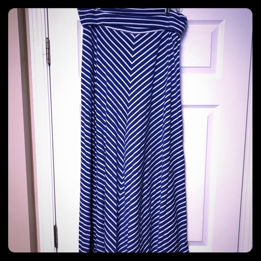 Boutique maxi skirt